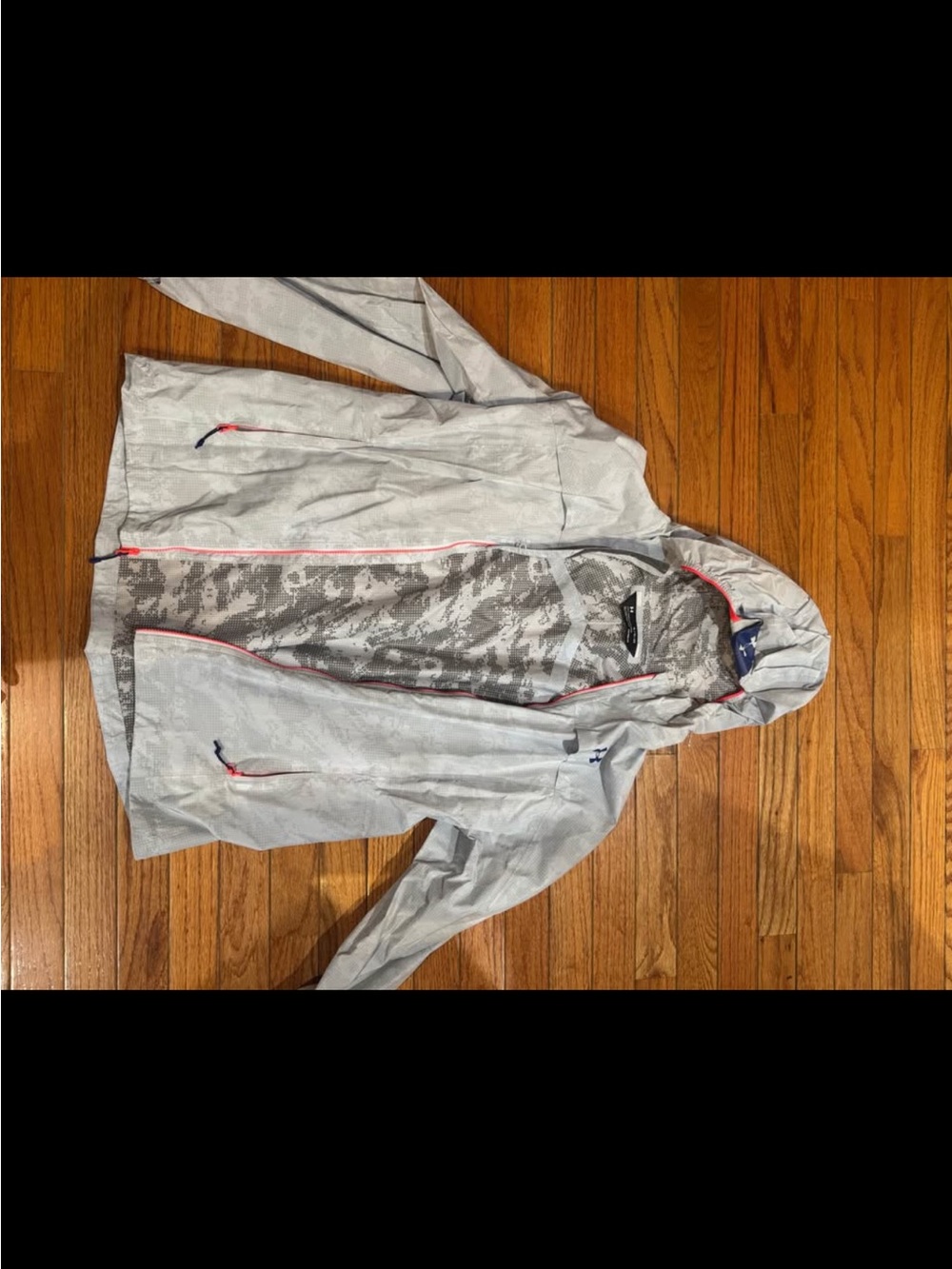 Under Armour Light Gray Hooded Raincoat with Camo Lining and Pink Trim